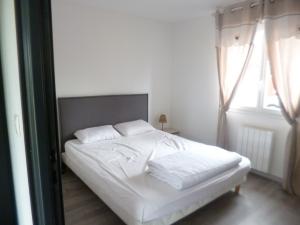 Maison de 86.70 m² à louer à PONTHOILE (80860)